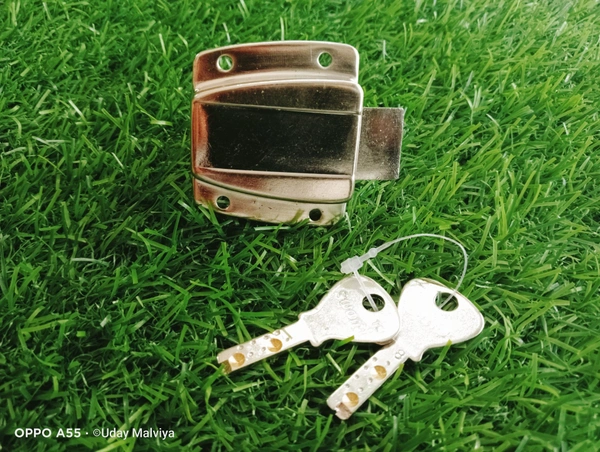 UM7 Multi Purpose Furniture Lock