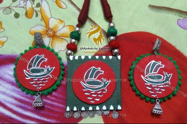 Mohun Bagan Themed Earrings & Necklace Set - Green & Maroon, Standard or Customisable