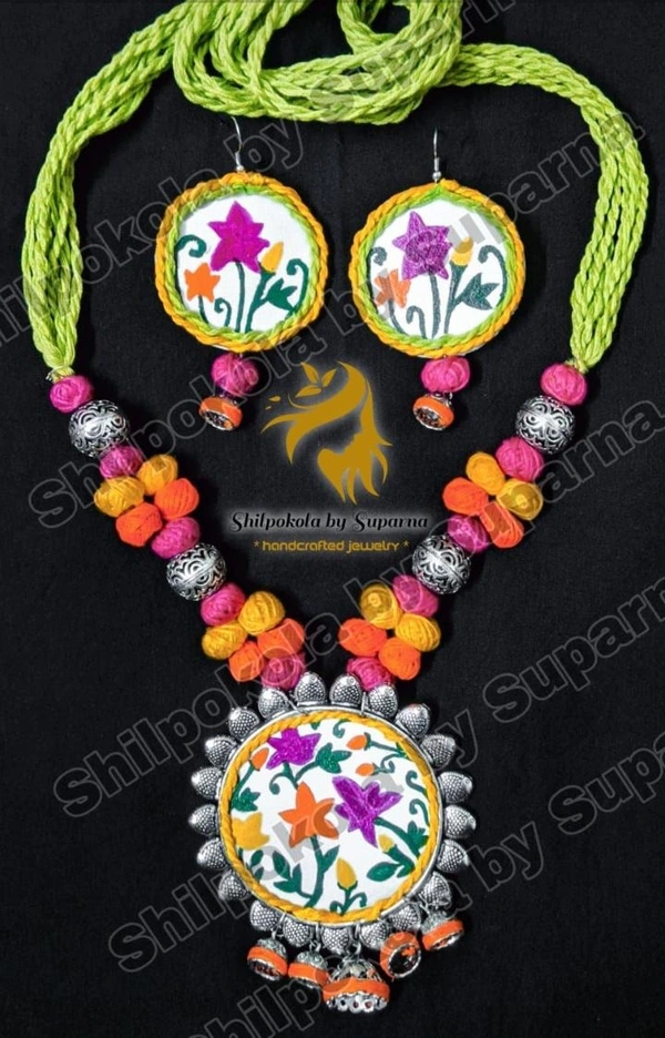 Hand-painted Thread Necklace Set - Customisable