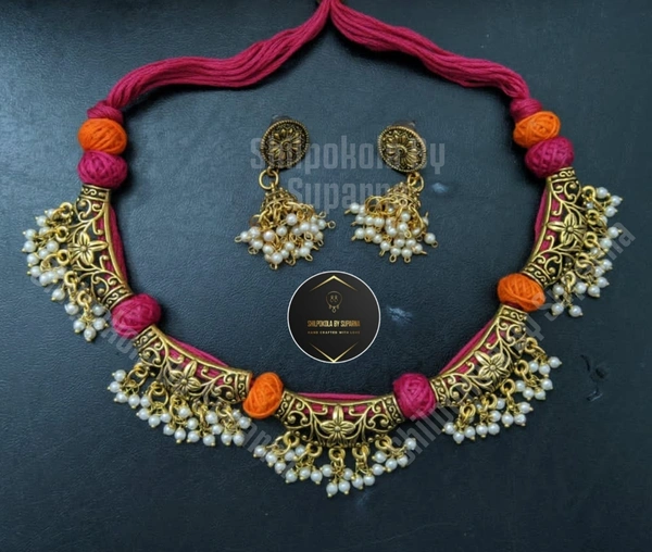 Golden Curved Lohori Necklace With Earrings 