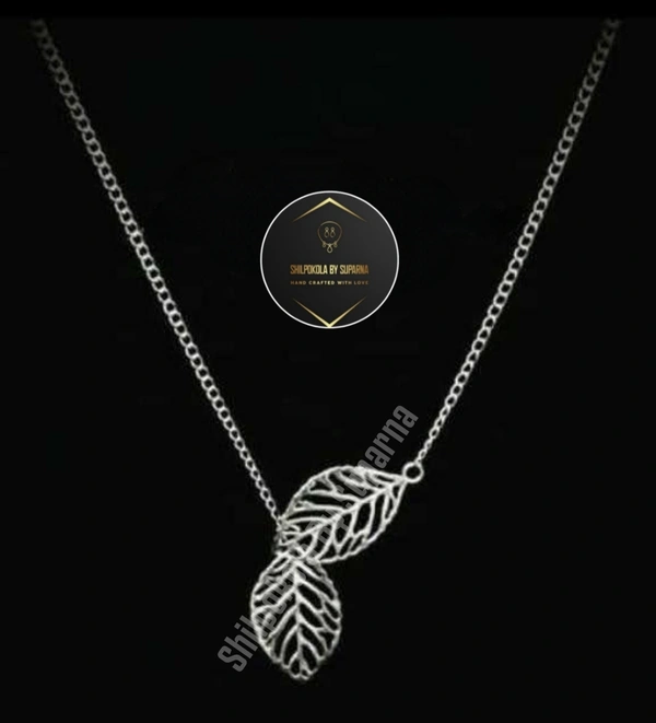 Oxidised Dual Leaf Necklace 