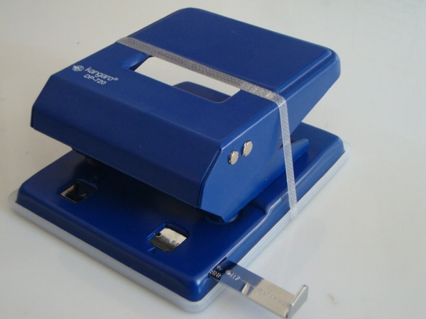 Kangaro Paper Punch DP-720