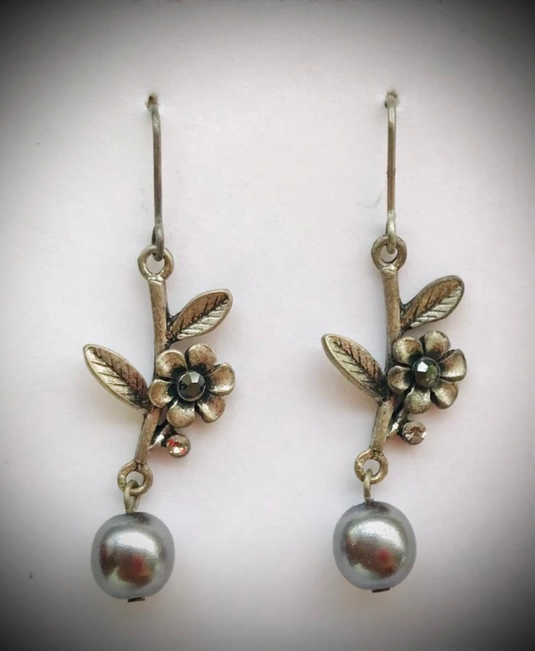 Stem with Pearl Drop Earring Code-E 1(C) - Pink
