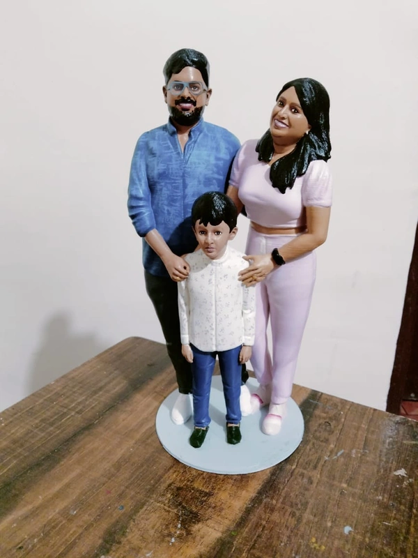 Full Body 12" Inch - Family of 3 Miniature