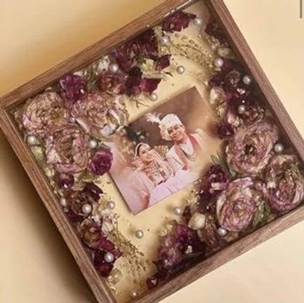 Resin Wooden Box Frame - 8x8" Inch