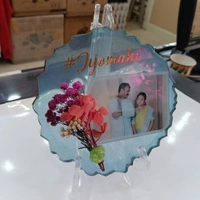 Round Agate Resin Frame - 5 inch - For Couple