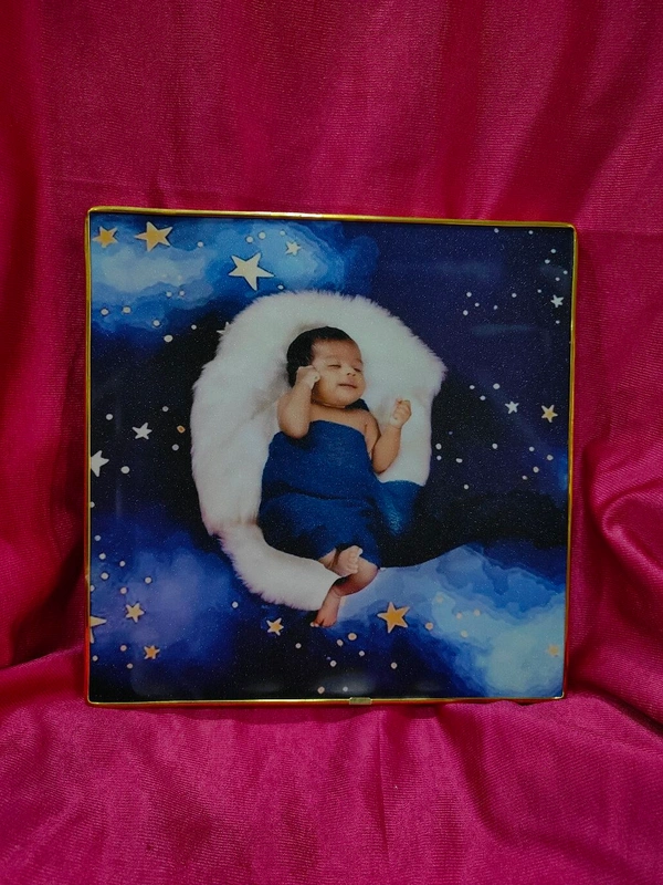 8x8" Inch Square - Golden Beeding Photo Frame - 3D Laminated