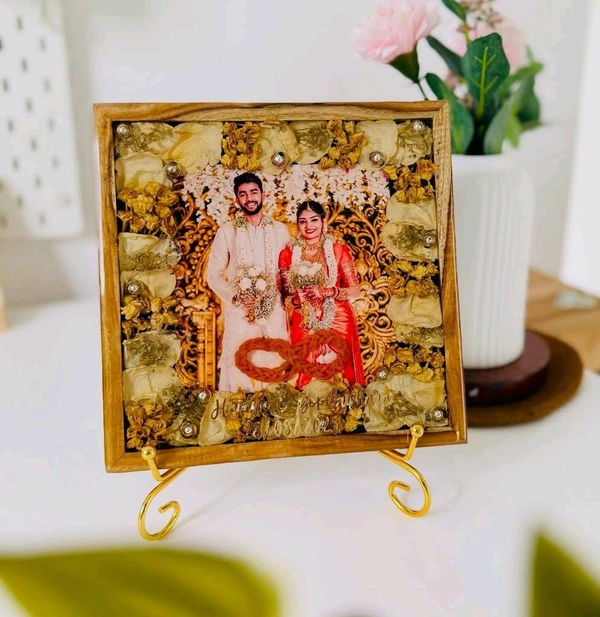 Varmala and Thali Preserved in12inch Wooden Frame With 10mm Depth Design 3