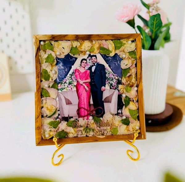 Varmala and Thali Preserved in12inch Wooden Frame With 10mm Depth Design 4