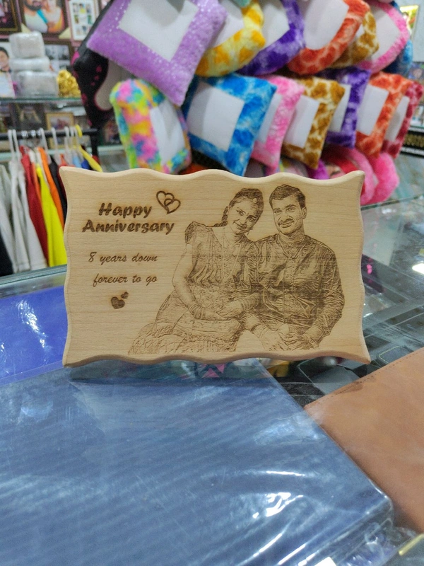 6x8" Inch Zigzag - Engraved Wooden Plaque - 
