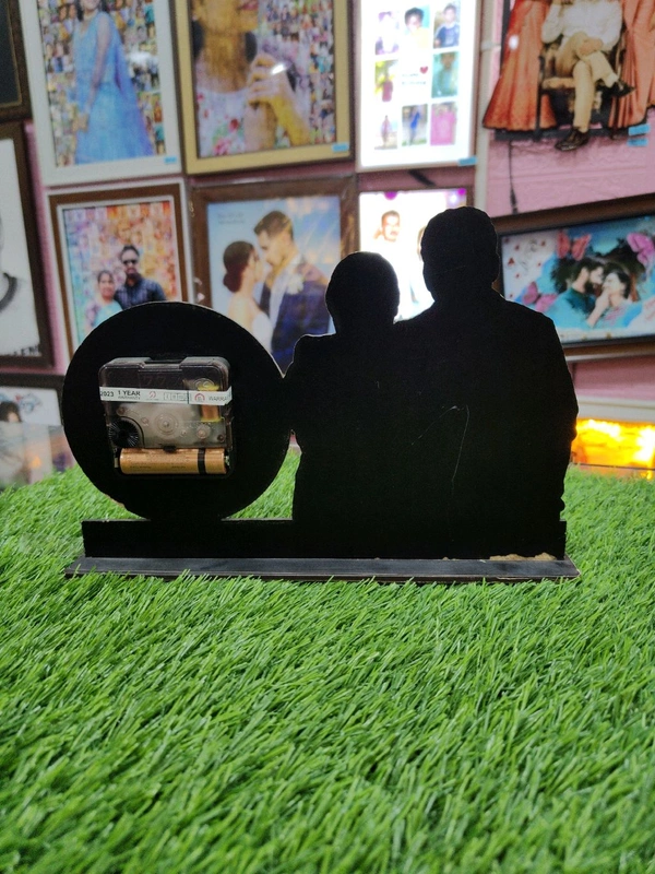 Customized Cutout Frame - Photo With Clock 
