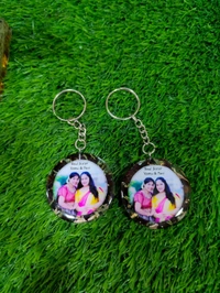Hanging Heart Resin Frame - 10 inch - With 2 Keychains - Regular Price, 50
