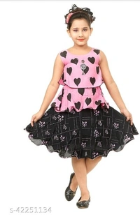 Pretty Trendy Girls Top And Bottom Set - Free Home Delivery , 6-7Year, black&white, pack of 1