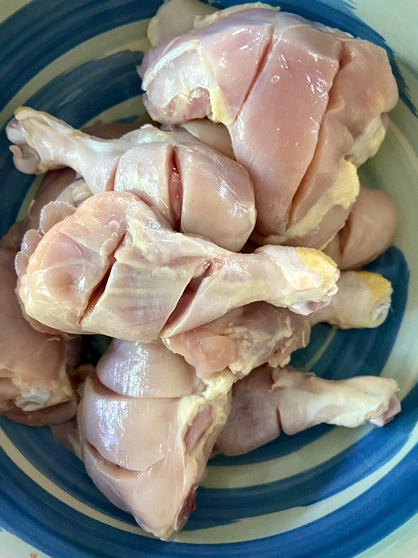 CHICKEN TANDOORI CUT - 750 GM