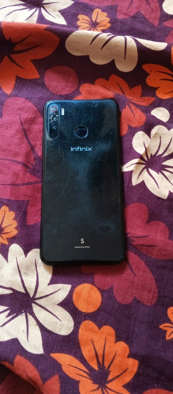 Infinix S5 Lite Old Mobile  - Black, 4/64 GB