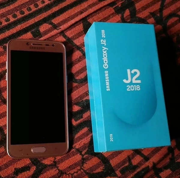 SAMSUNG Samsung Galaxy J2 - 16 GB, 2 GB, 2018, Gold, Available