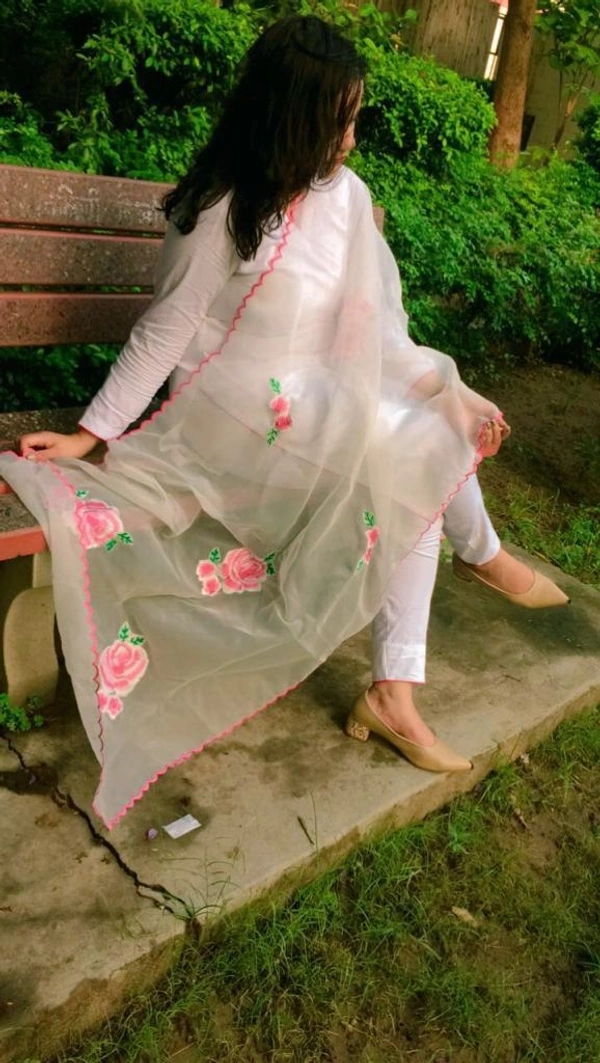 EMBROIDERED SUIT - white, large