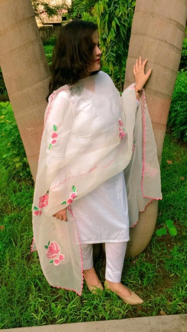 EMBROIDERED SUIT - white, large