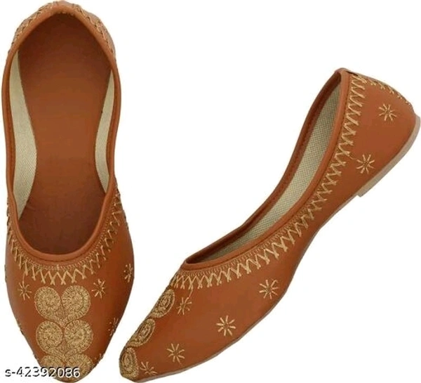 Embroidered Juttis - tan, 8
