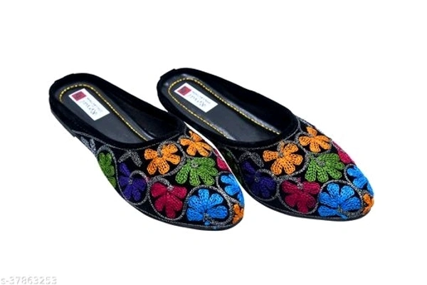 Phulkari Pattern - black, 5