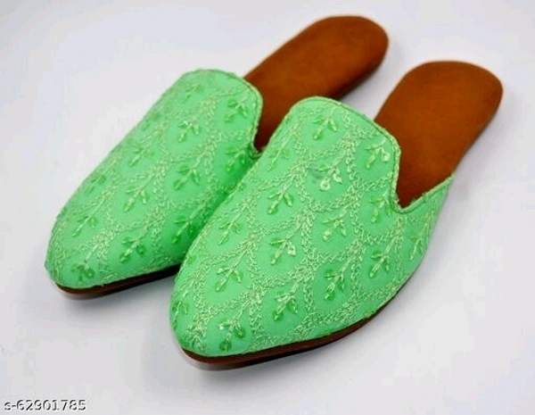 Self Pattern  - green, 6