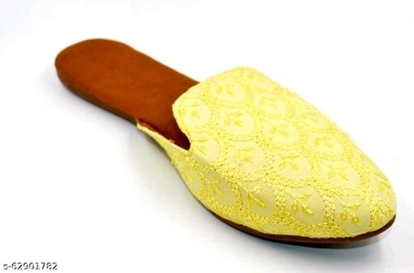 Self Pattern  - yellow , 6