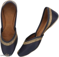 Classic Punjabi Jutti - Black  - 6