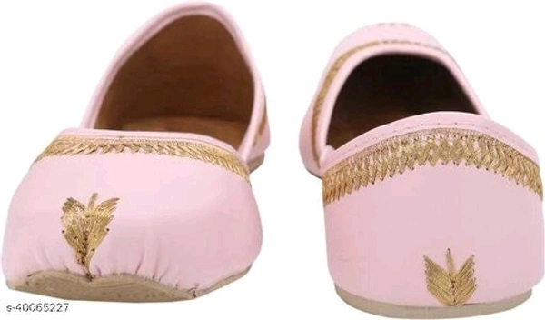 Classic Punjabi Jutti - Pink - 6