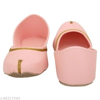 Classic Punjabi Jutti - Peach - 7