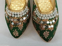 Pearl & Embroidery Pattern Jutti - 6