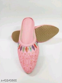 Embroidered Jutti Style Mules - Pink - 9