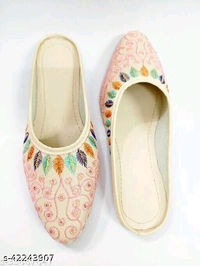 Embroidered Jutti Style Mules - Cream - 5