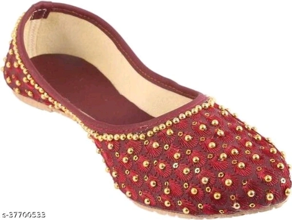 Embroidered Juttis - Maroon - 9