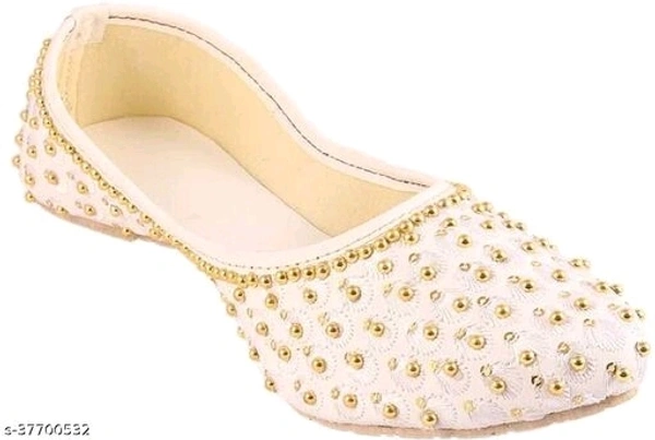 Embroidered Juttis - White - 6