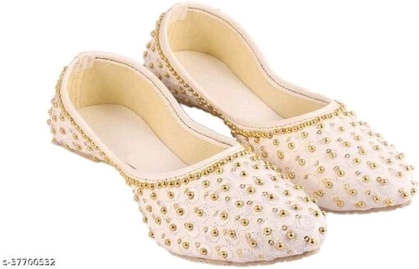 Embroidered Juttis - White - 7