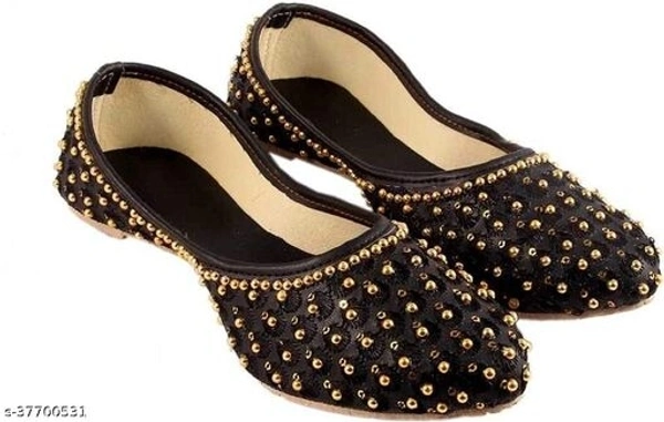 Embroidered Juttis - Black - 6