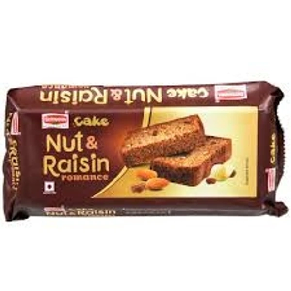 Britannia  Romance Cake- Nuts & Raisin - 140g