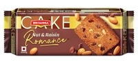 Britannia  Romance Cake- Nuts & Raisin - 140g
