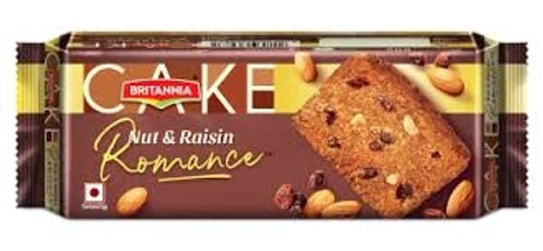 Britannia  Romance Cake- Nuts & Raisin - 140g