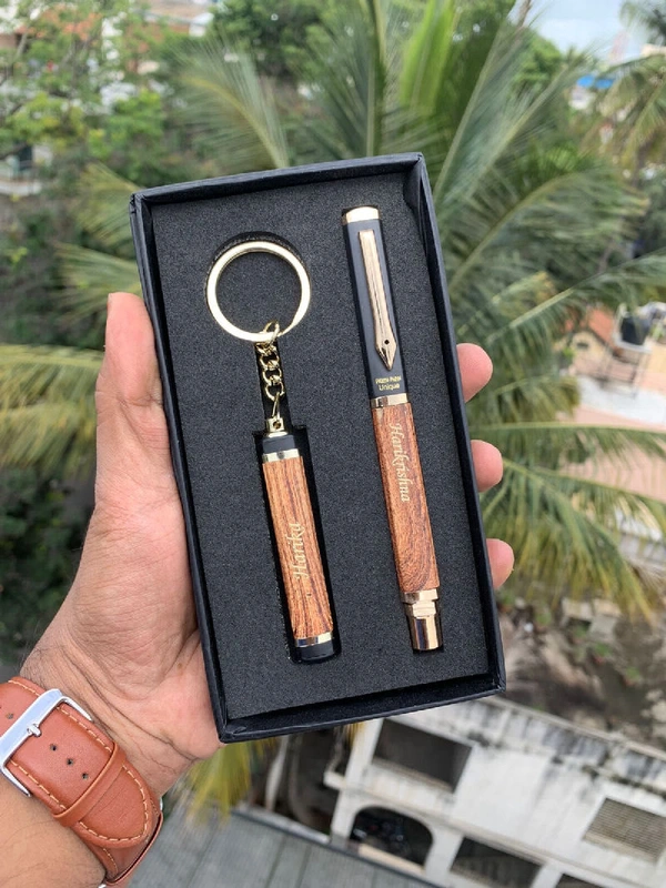 Wodden Finish Triangle Pen And Keychain Set