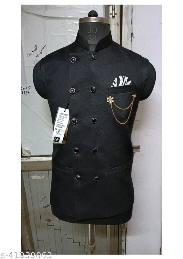 *Elegant Men Ethnic Jackets* - Catalog Name:*Elegant Men Ethnic Jackets*Sleeve Length: Short SleevesPattern: CheckedCombo of: Singl