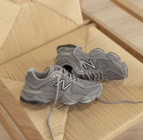 NEW BALANCE 9060 SHADOW GREY CASTLE ROCK - 44