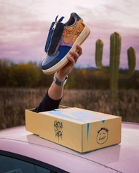 Nike NIKE AIRFORCE 1 LOW X TRAVIS SCOTT CACTUS JACK - 42