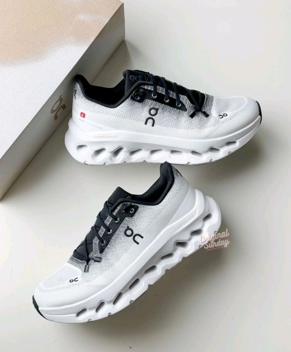 ON CLOUD TILT 2.0 BLACK IVORY - 43