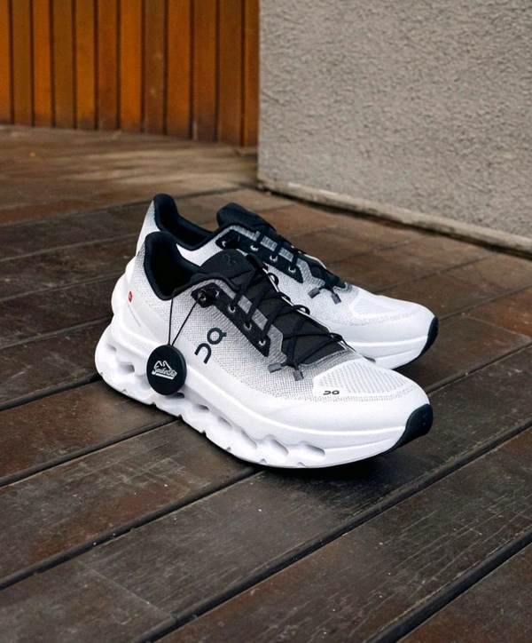 ON CLOUD TILT 2.0 BLACK IVORY - 45