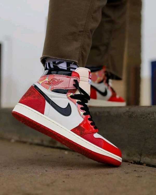 Nike NIKE AIR JORDAN RETRO 1 HIGH SPIDERVERSE NEXT CHAPTER - 41