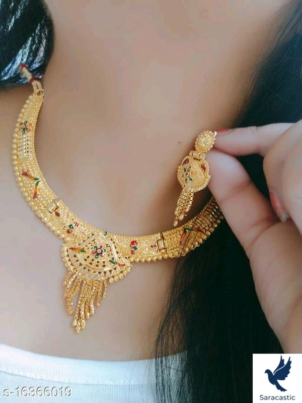 ILashka Necklace With Pair Of Earrings (Trusted) - Free size
