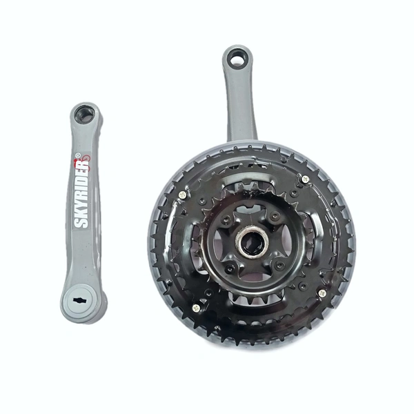 Triple Chain Wheel Cottarless Crank Set.