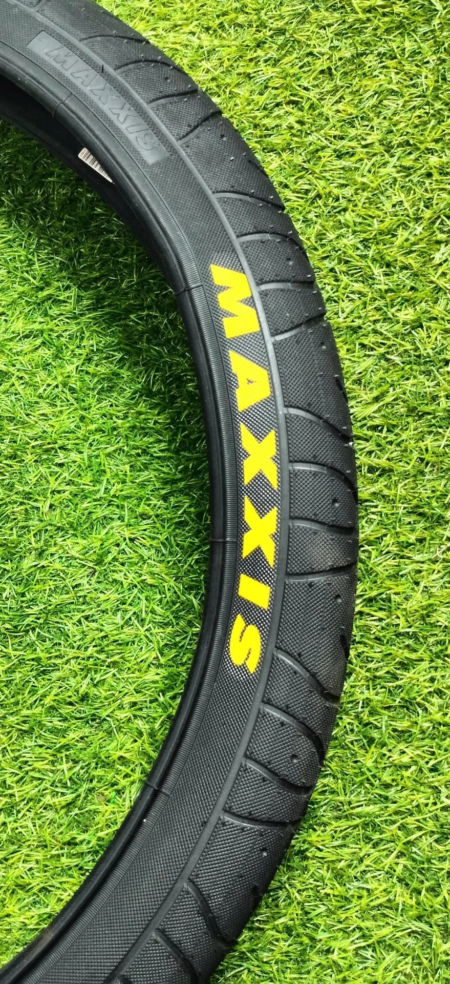 Maxxis Hookworm Tyre