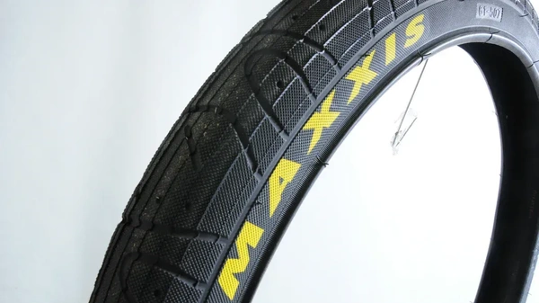 Maxxis Hookworm Tyre (26×2.50)